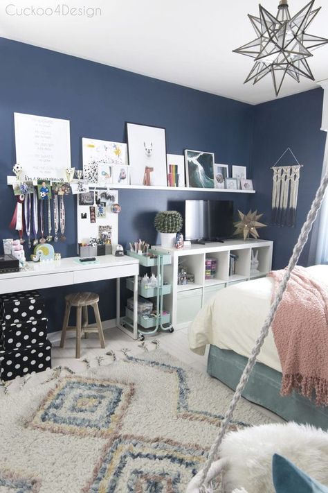 girls blue bedroom