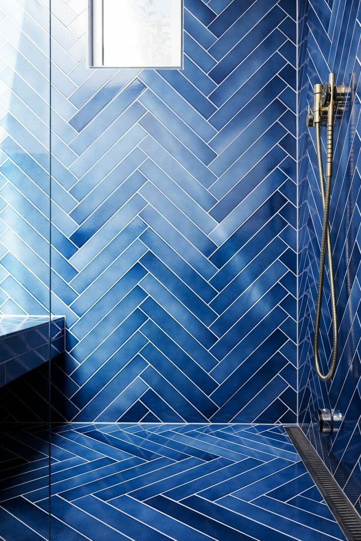 Blue Tiles for a Fresh Bathroom