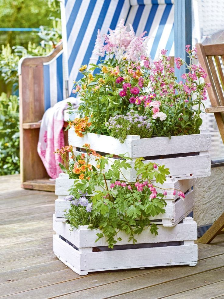 Tower Pallet Planters