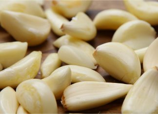 Easy Ways to Grow Garlic from Its Scraps in Your Home