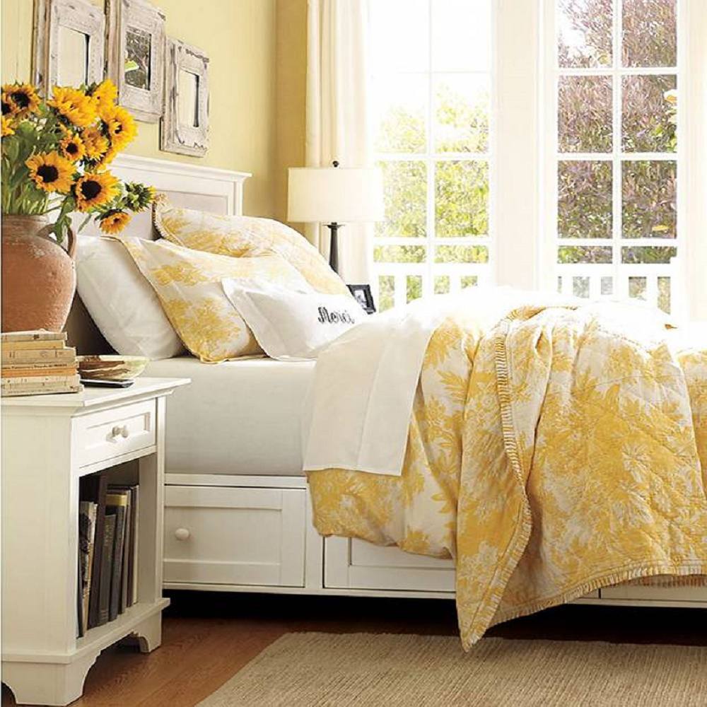 Create Yellow with White