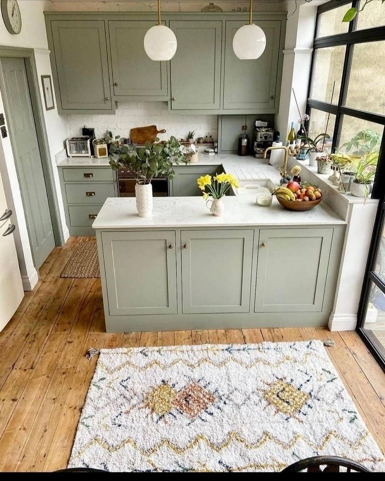 Add A Traditional Rug for Country Kitchen