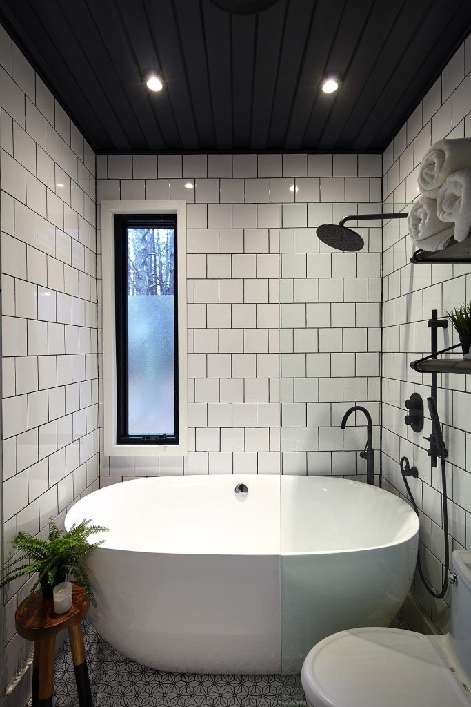 Shower Bathtub to Get A Simple Design