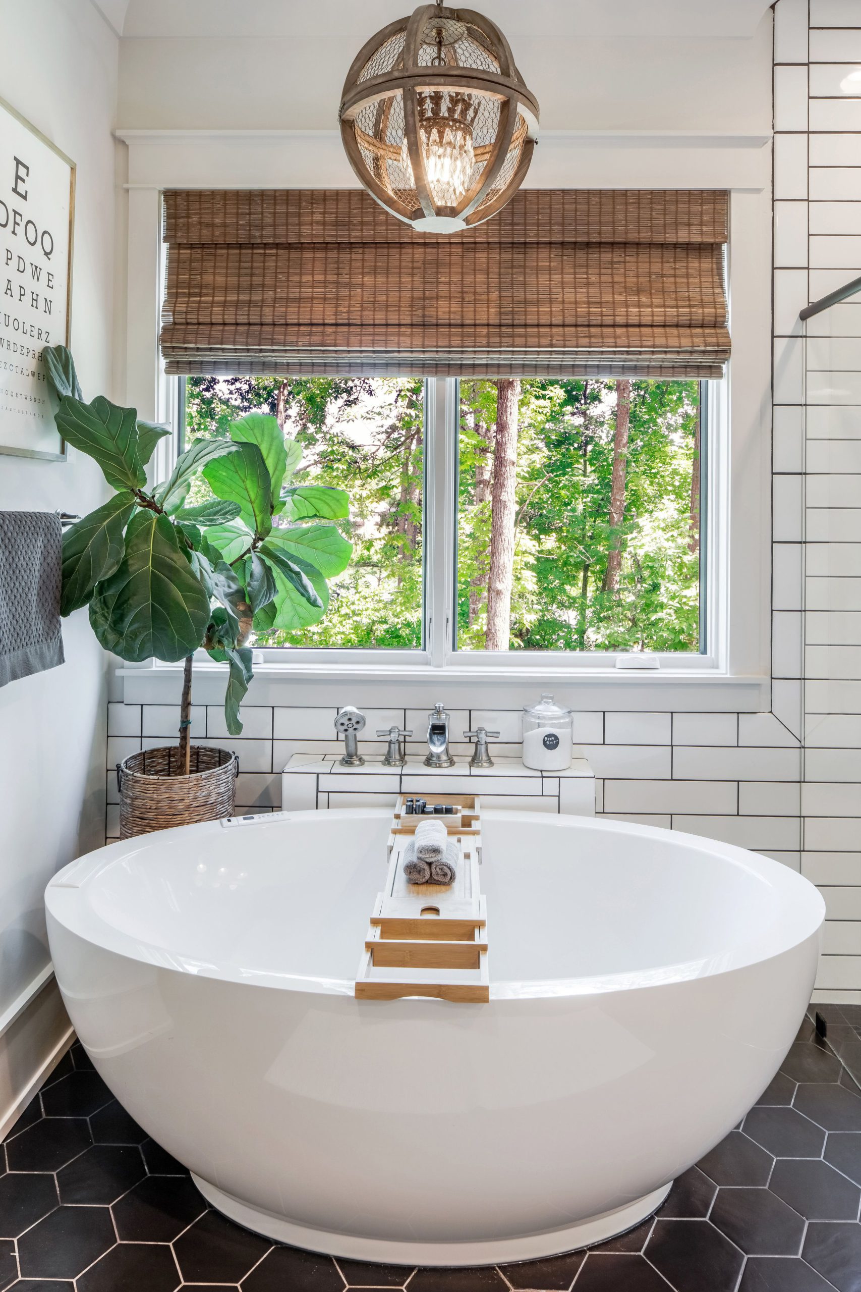 Modern Farmhouse Bathtub Design