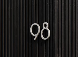 18 House Number Sign Ideas: Show Off the Best Home Entrance